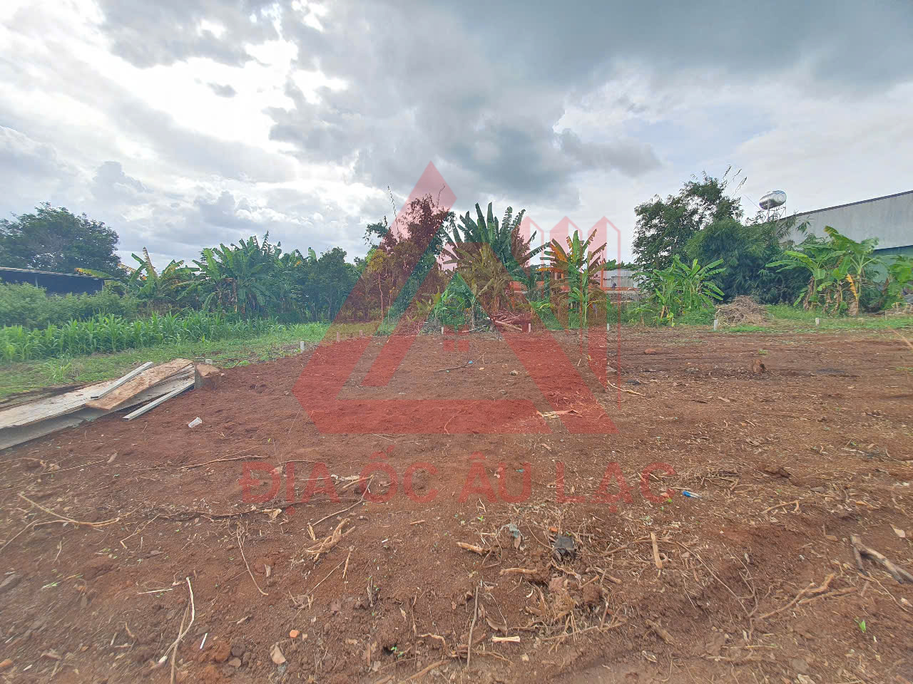 BÁN ĐẤT THỔ CƯ HƯỚNG ĐÔNG – THÔN 8, CƯ Ê BUR